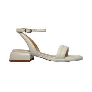 Босоножки 2