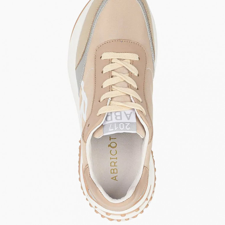 Кроссовки 1