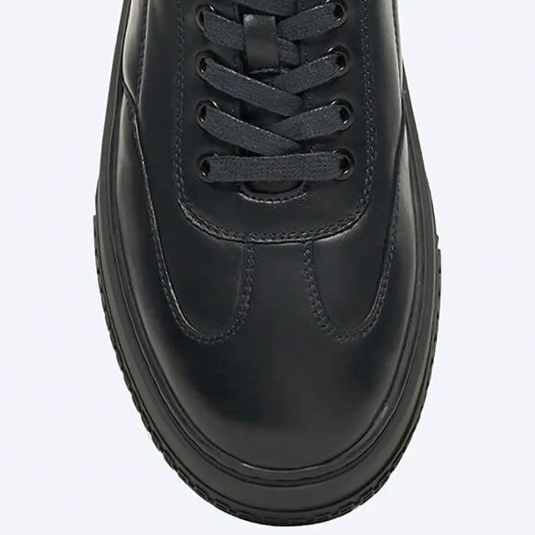 Кроссовки 3